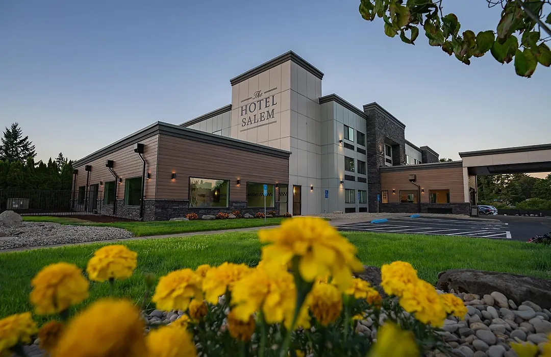 The Hotel Salem-1