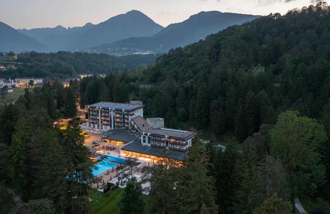 Grand Hotel Terme Di Comano-1