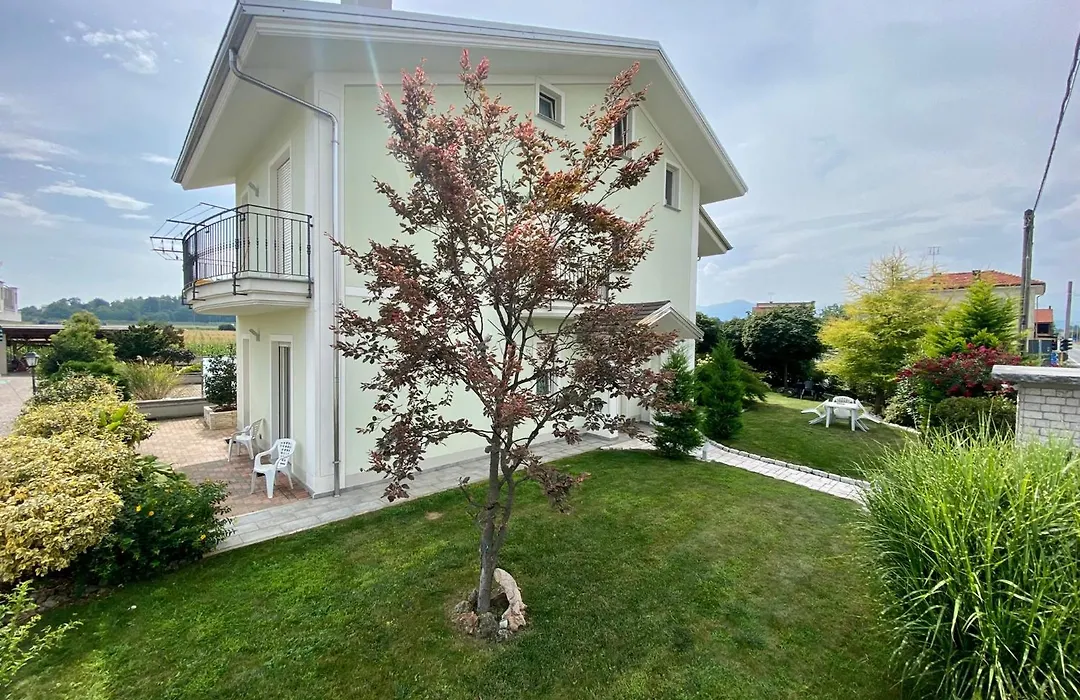 Eremes Rooms & Apartments-1
