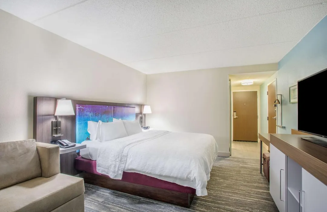 Hampton Inn Fishkill-1