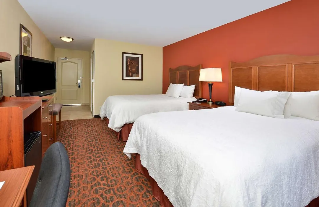 Hampton Inn Ottumwa-1