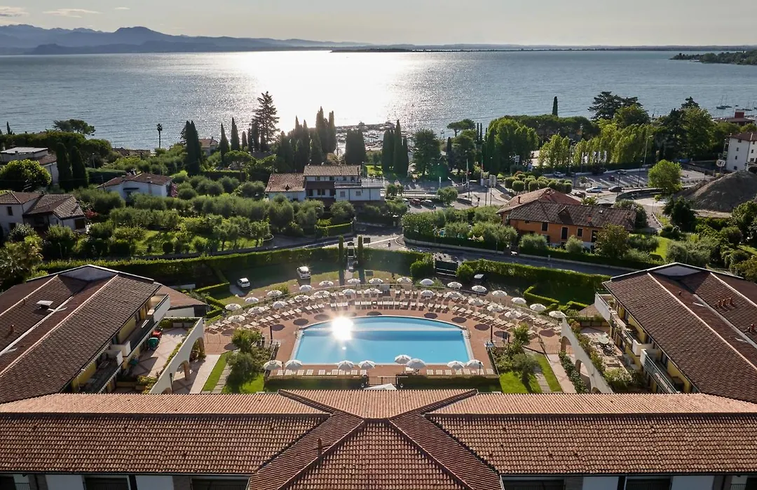 Le Terrazze sul Lago Residence&Hotel-1