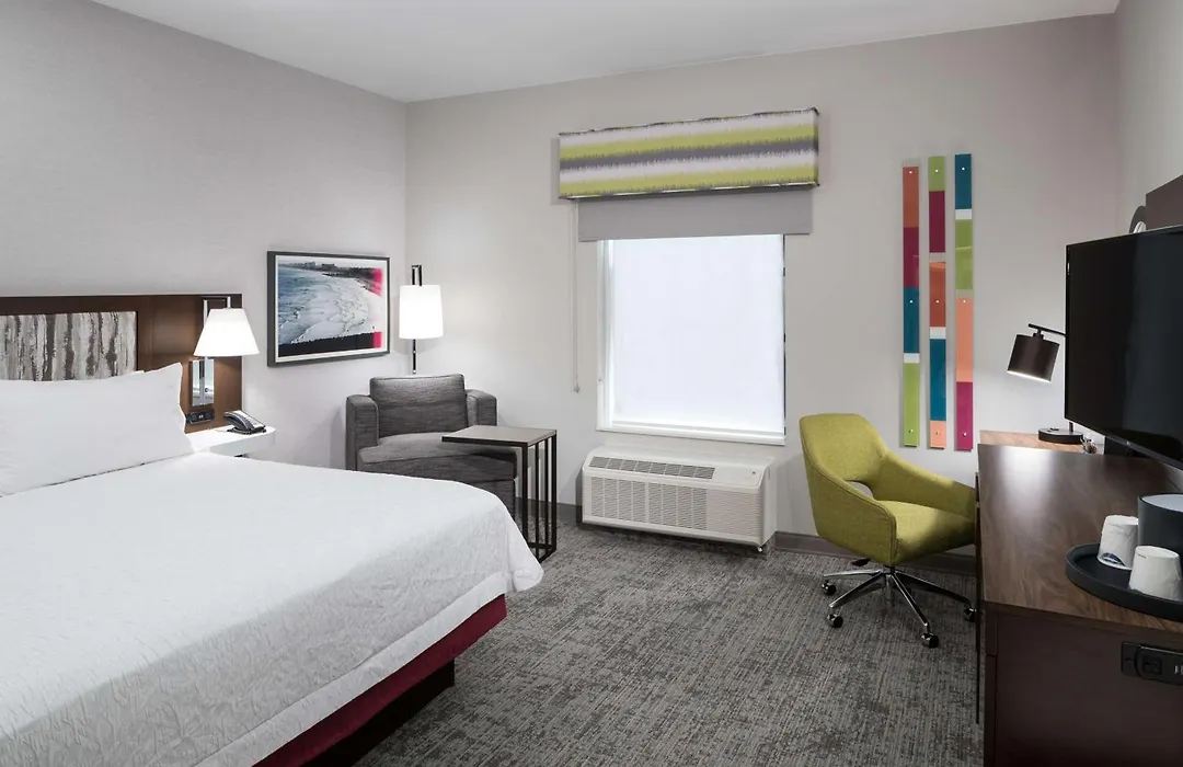 Hampton Inn & Suites Cape Canaveral Cruise Port, Fl-1