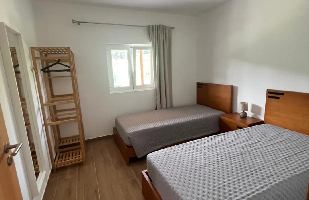 Funileiro, Apartamentos E Quartos-1
