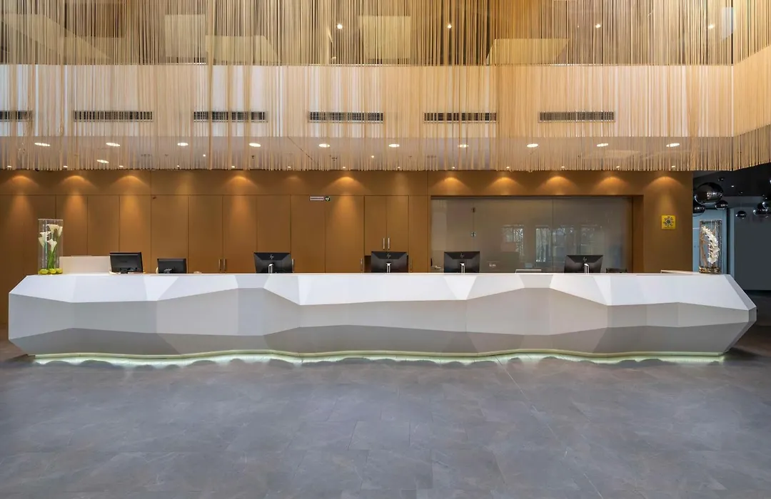 Doubletree By Hilton Vienna Schonbrunn-1