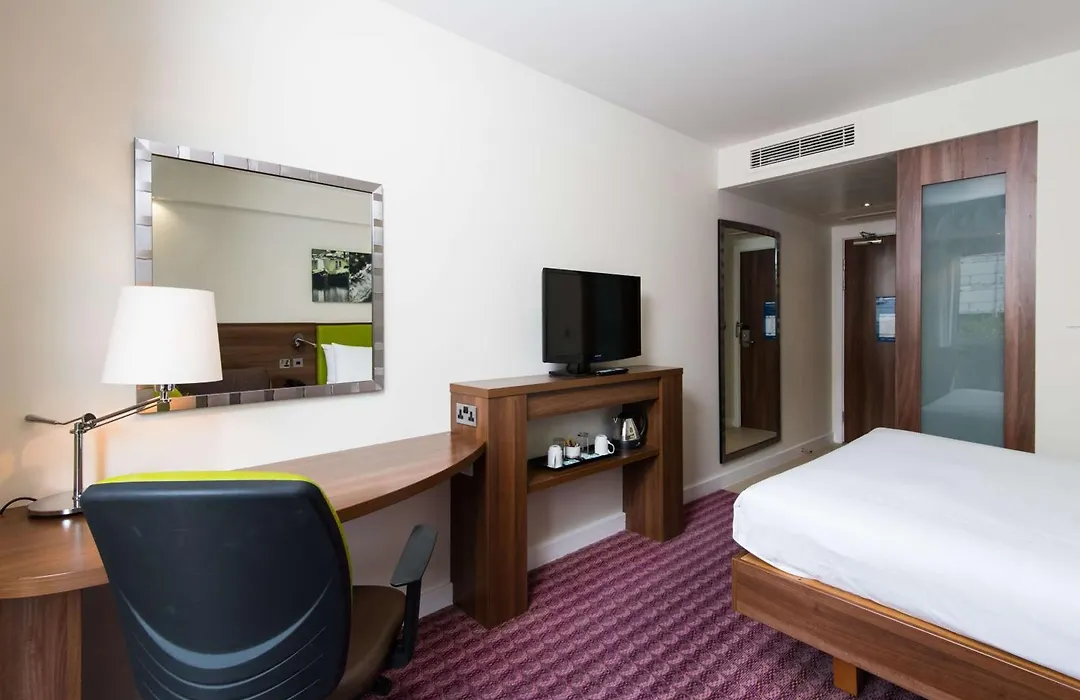 Hampton By Hilton Birmingham Jewellery Quarter-1