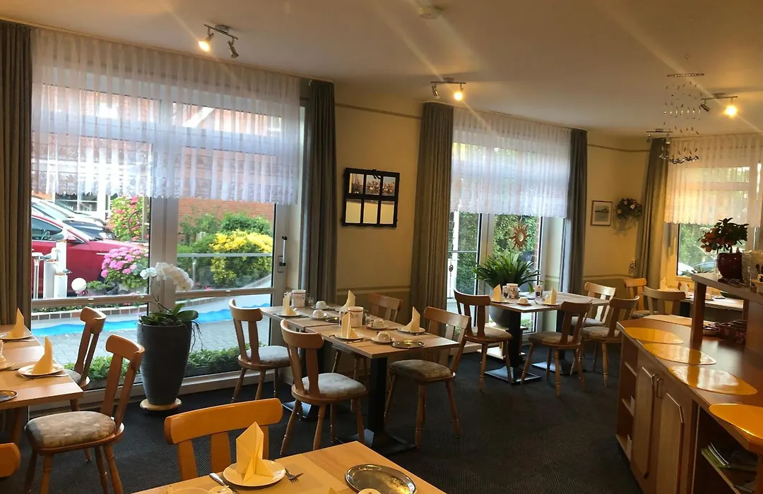 Garni Hotel-Pension Holum-1
