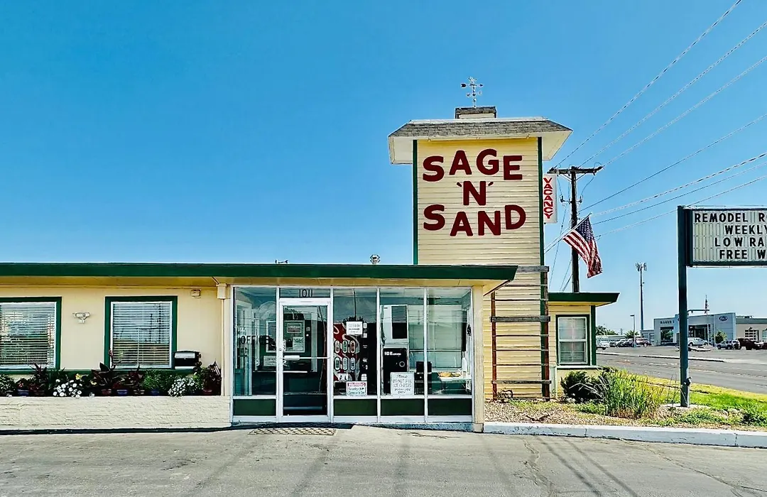 Sage N Sand Motel-1