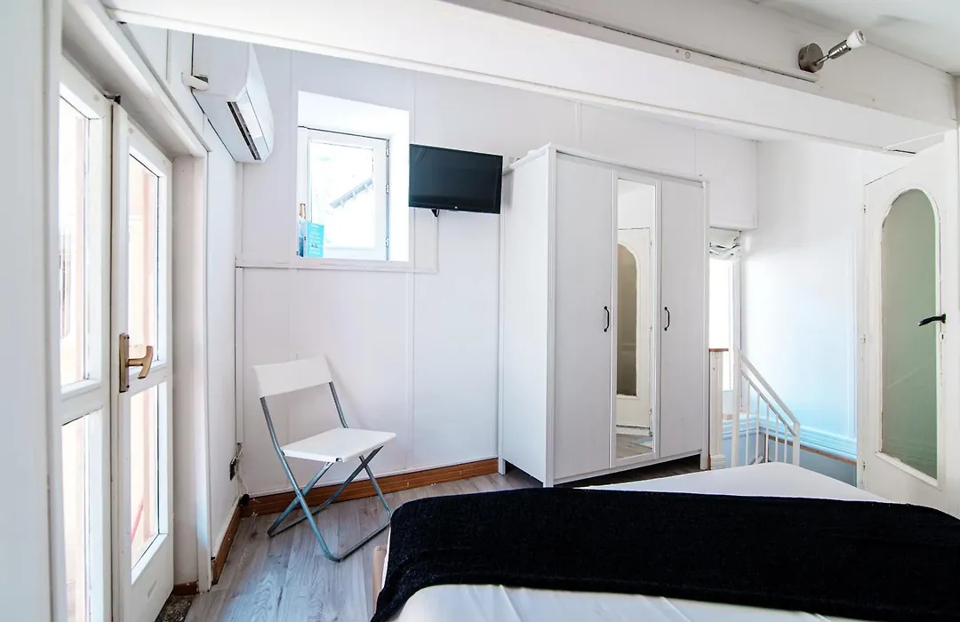 Joivy Al Duomo Guest House-1