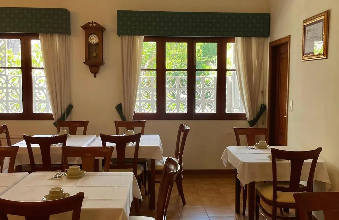 Hotel Amandi-1