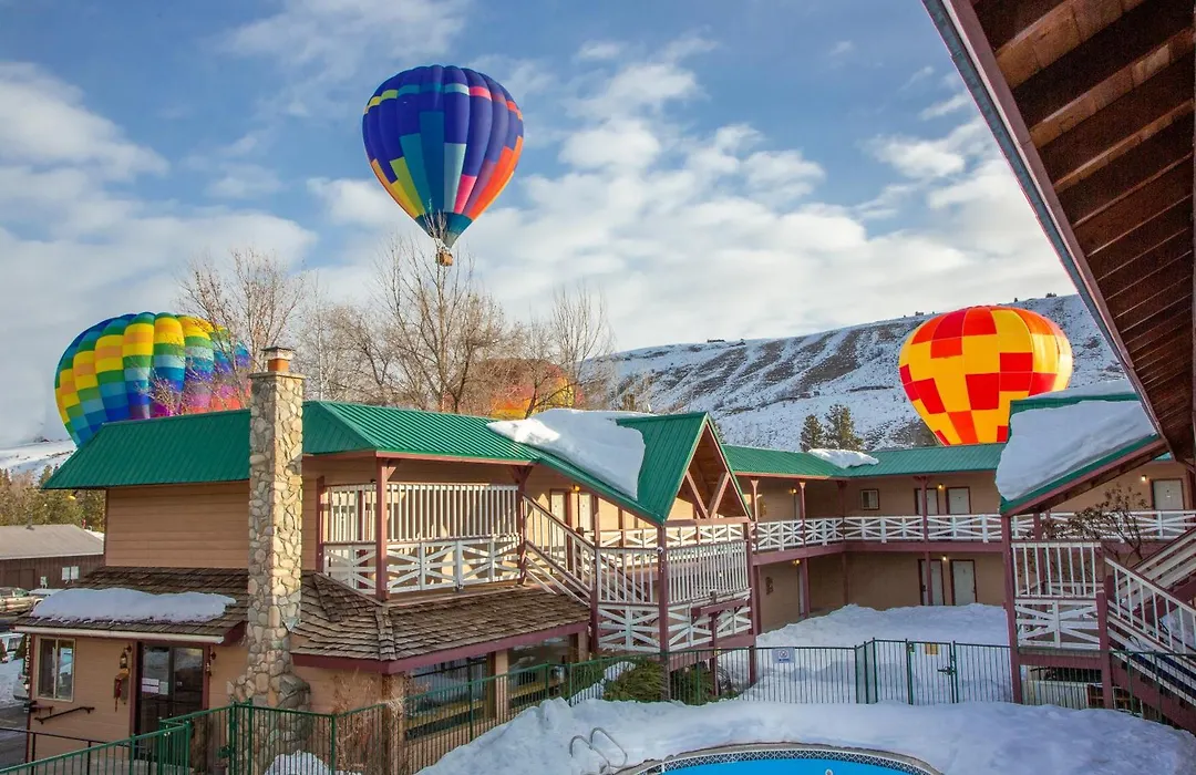 Abbycreek Inn-1