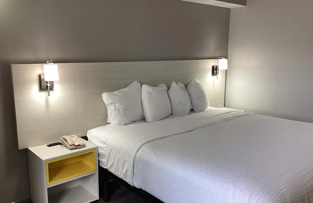 Days-Inn By Wyndham Baltimore Northwest-1