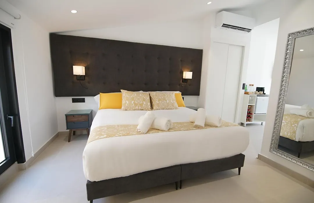 Bet Apartments - Suites Puerto Valencia-1