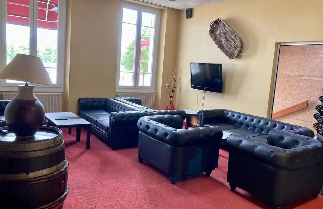 Hotel de Champagne-1