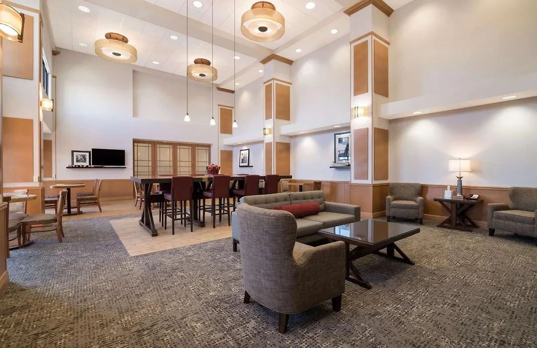 Hampton Inn & Suites Plattsburgh-1