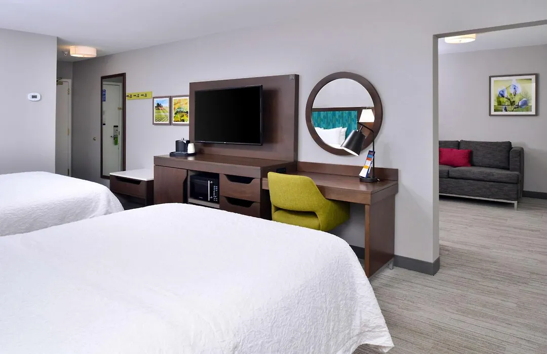 Hampton Inn Laporte-1