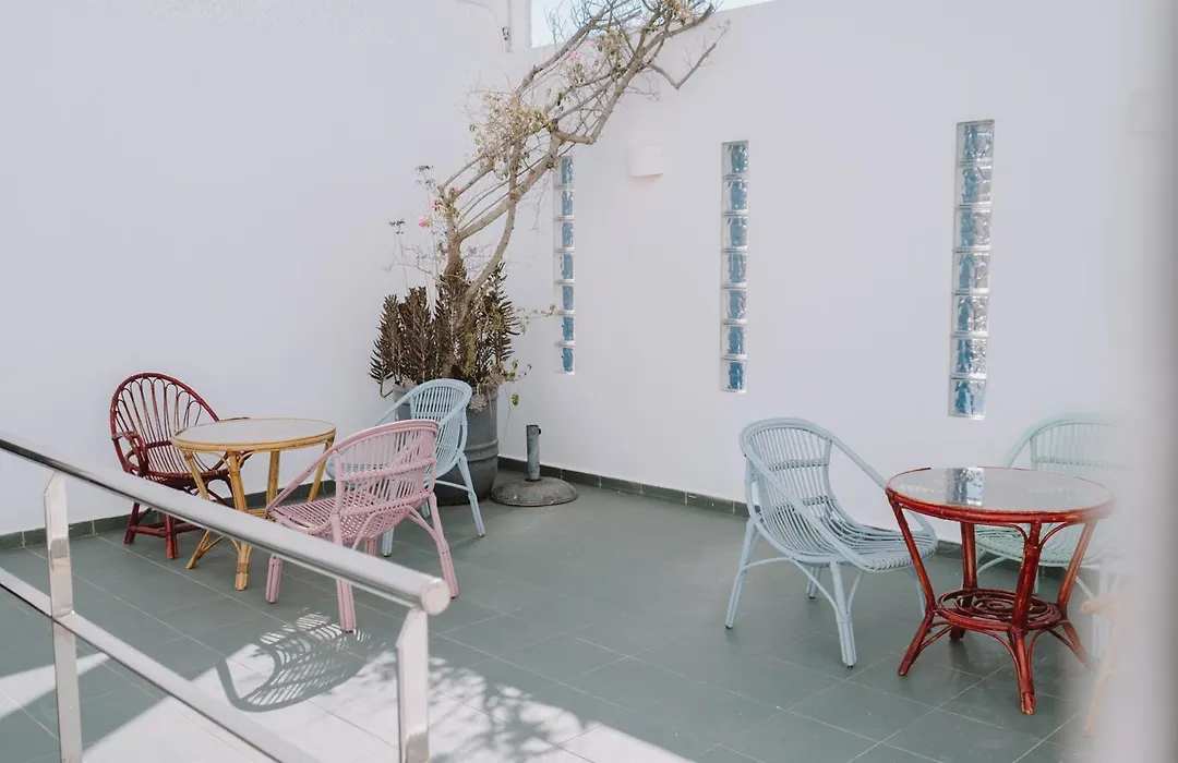Hostal Las Gaviotas-1