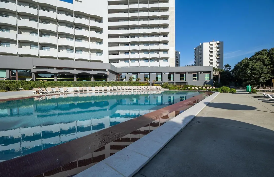 Axis Vermar Conference & Beach Hotel-1
