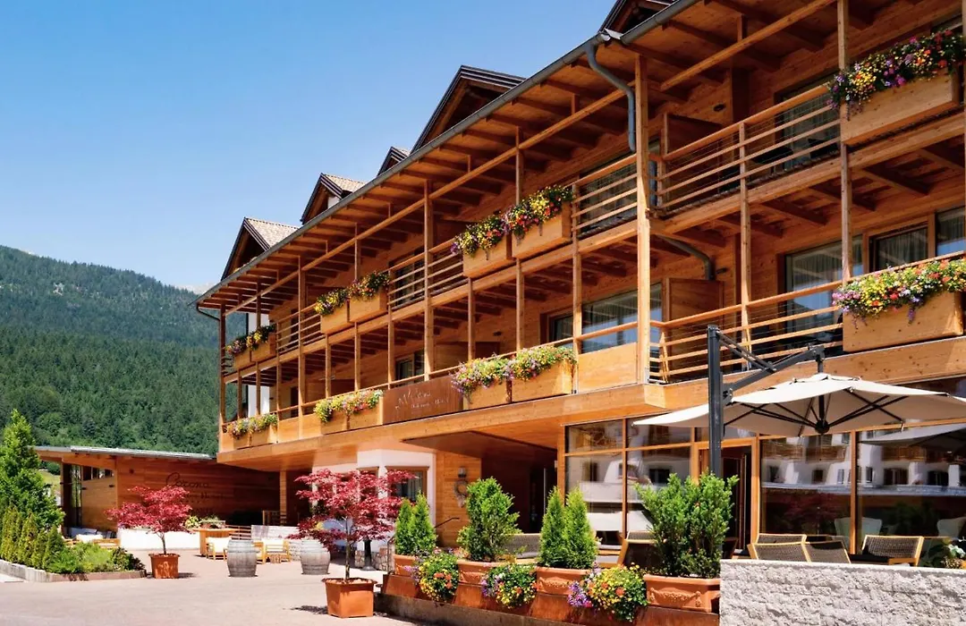 Corona Dolomites Hotel-1