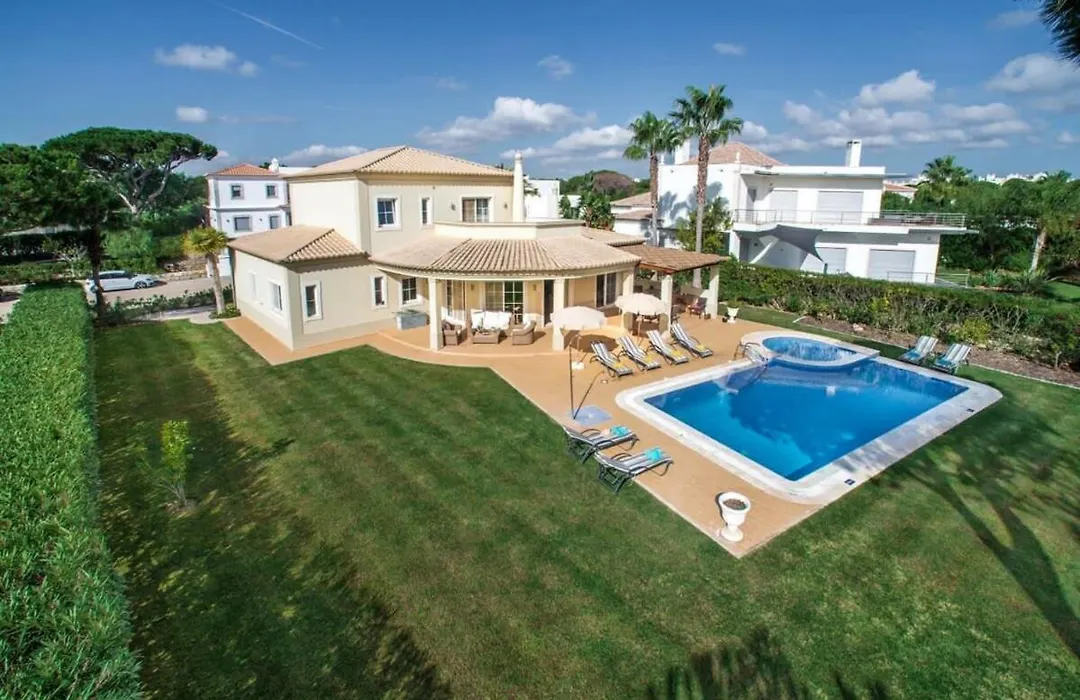Villa Palm Golfe, Fantastic House On Vila Sol Course, Kids Pool, Aircon-1