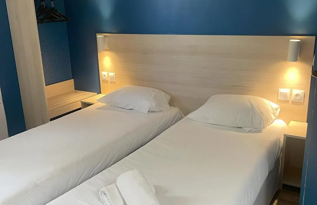 Kyriad Direct Dreux-1