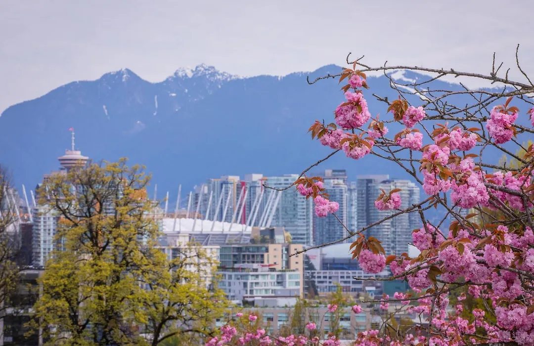 Holiday Inn & Suites Vancouver Downtown By Ihg-1