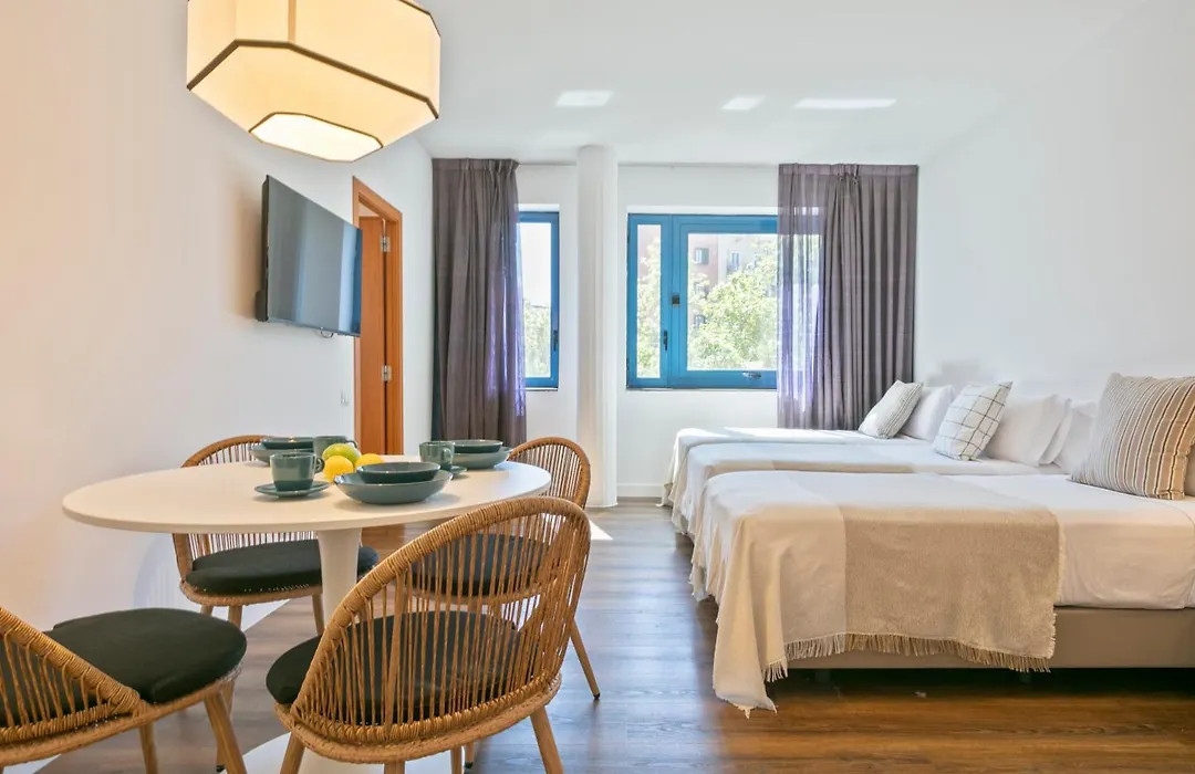 Hotel Acta Azul Barcelona-1