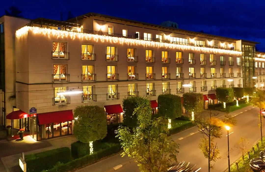 Victor's Residenz-Hotel Saarbrücken-1