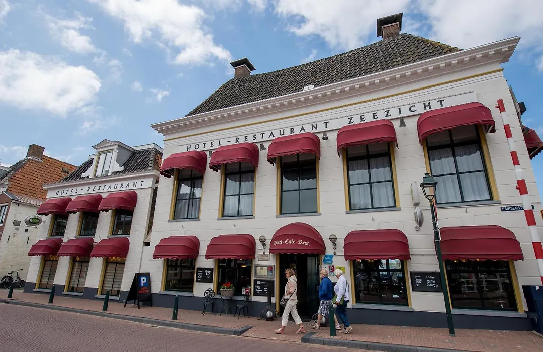 Hotel Zeezicht-1