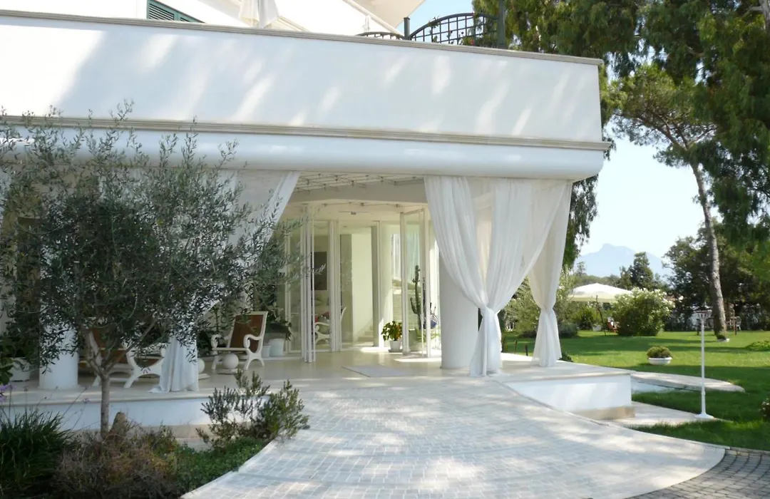 Il San Francesco Charming Hotel-1