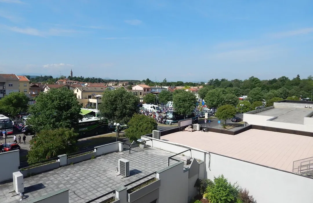 Ilga Hotel-1