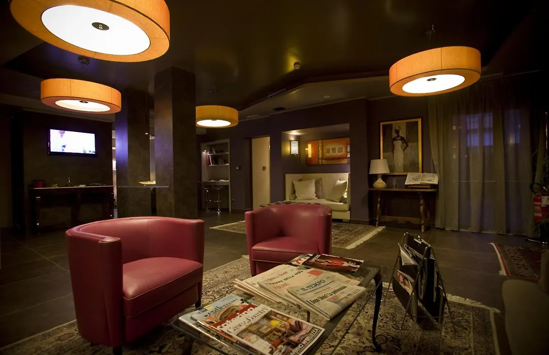 Comfort Hotel Fiumicino Airport-1
