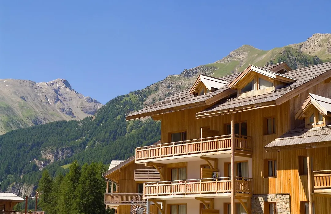Madame Vacances Les Balcons Des Airelles-1