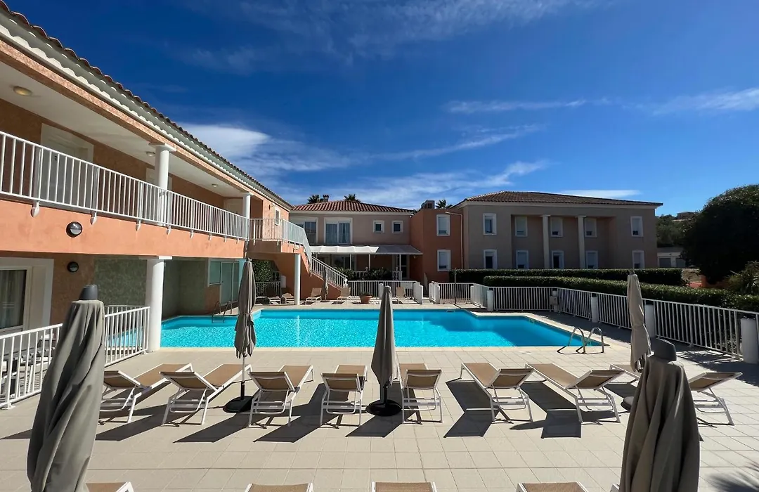 Hôtel Thalassa-1