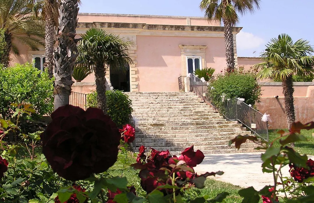 Villa Principe Di Belmonte-1