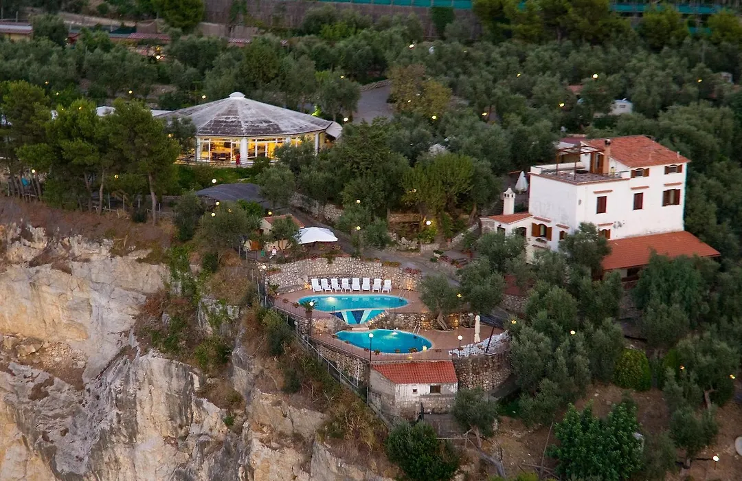 Villaggio Villa Lubrense-1