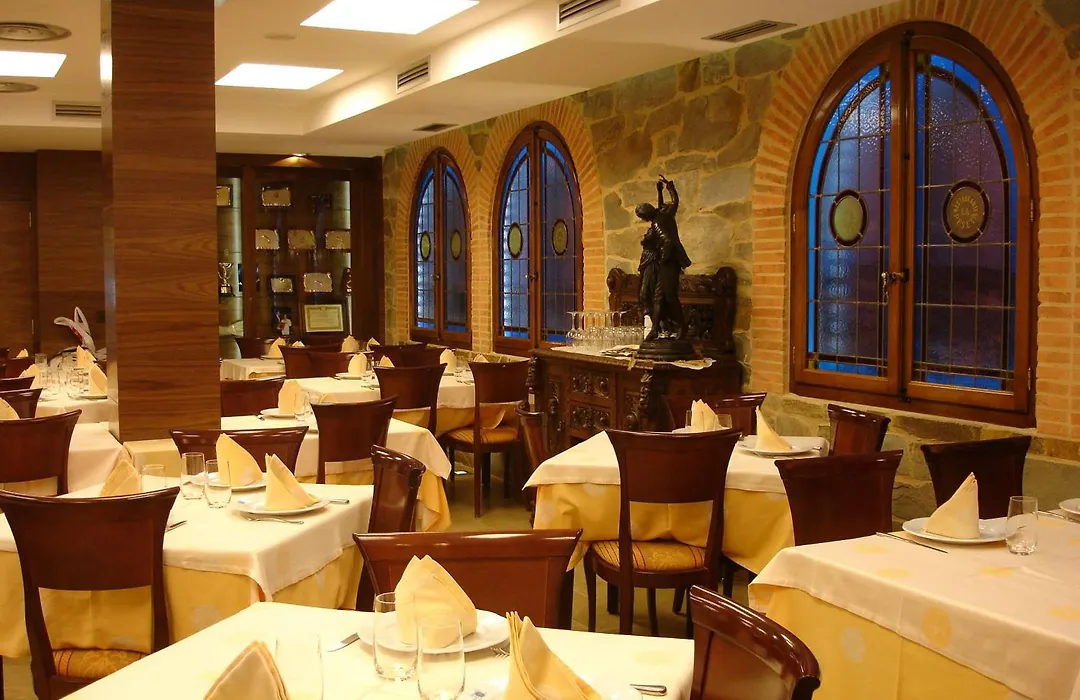 Hotel Restaurante La Peseta-1