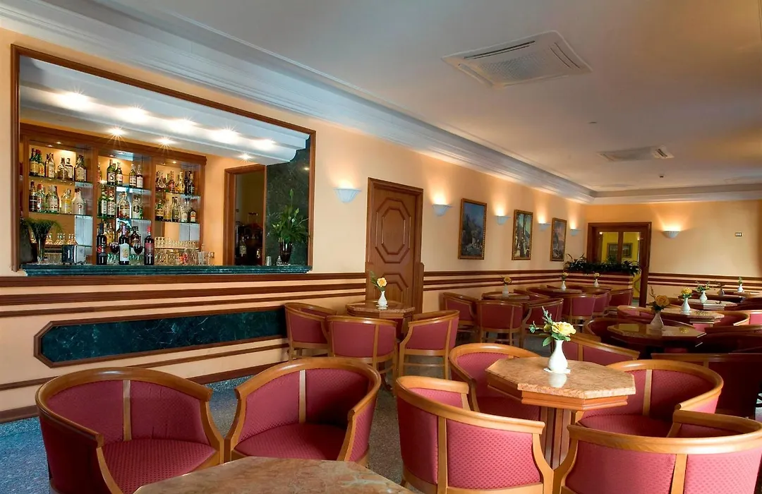 Hotel Ascot Sorrento-1