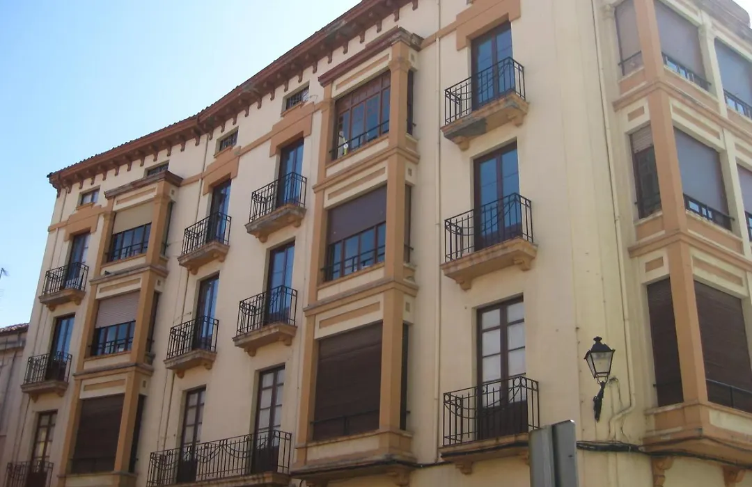 Pensión Sandoval-1