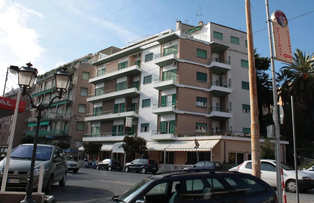 Albergo Anita Alassio-1