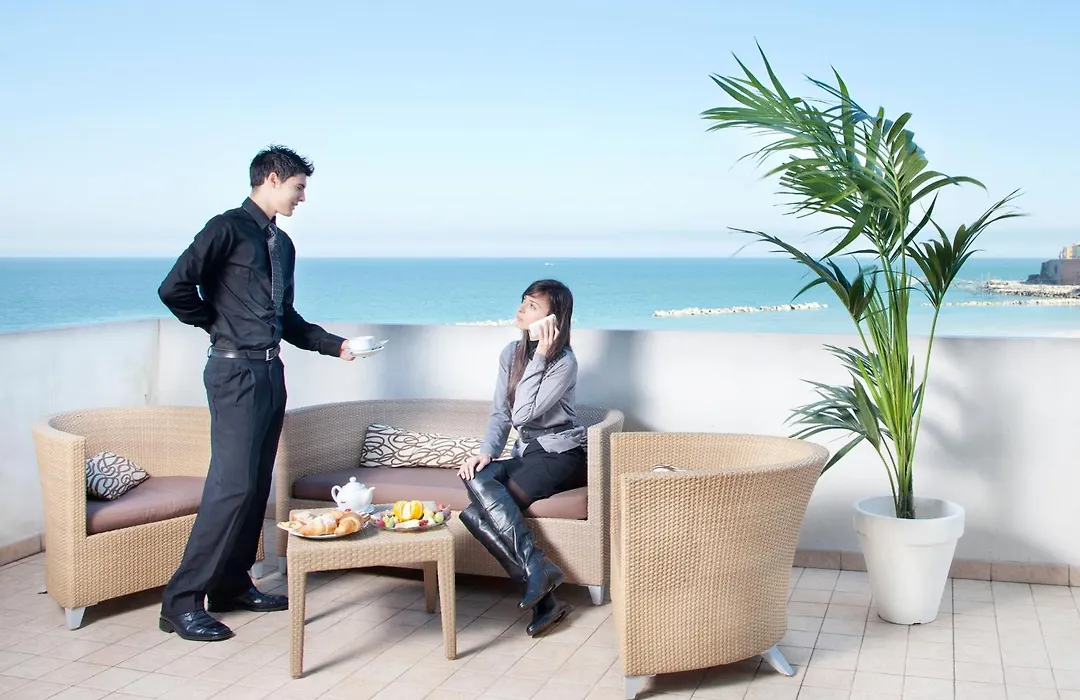 Hotel Meridiano-1