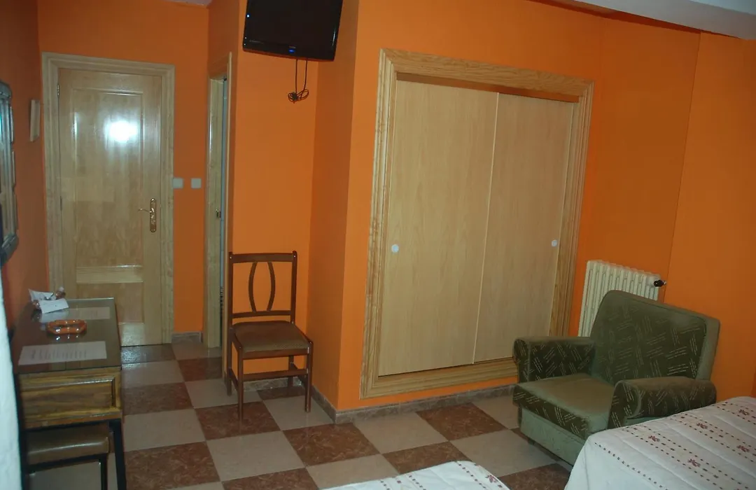 Hostal Residencia Castilla-1