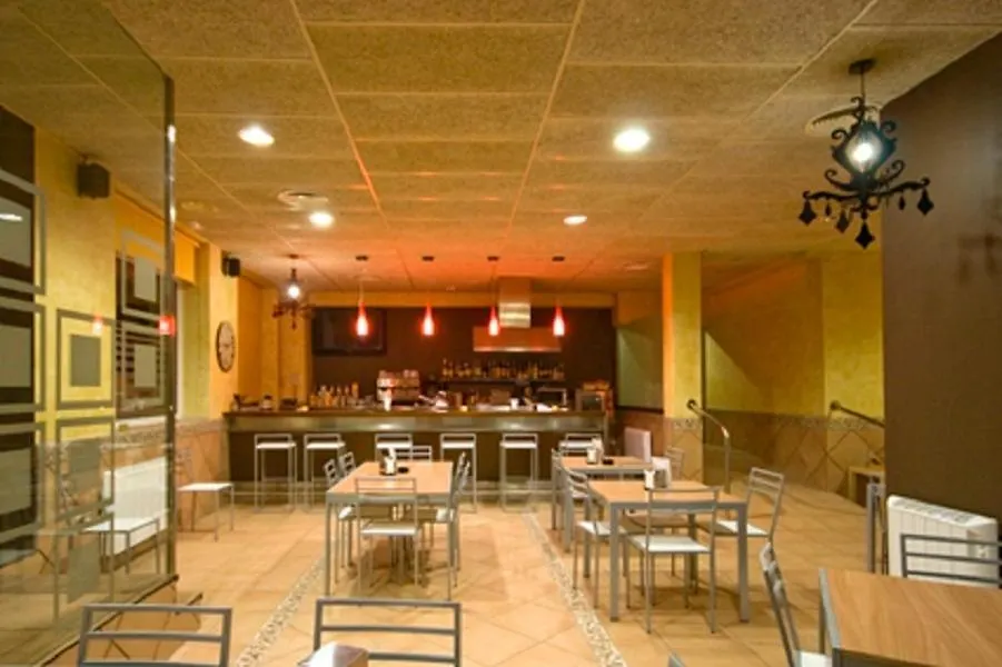 Hotel Solsona Centre-1