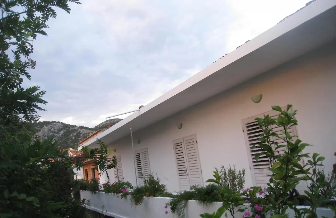 Barko Apartment And Rooms-1