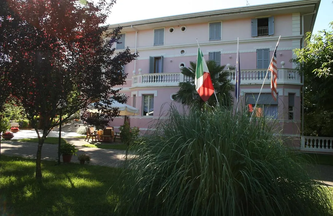 Hotel Gioia Garden-1