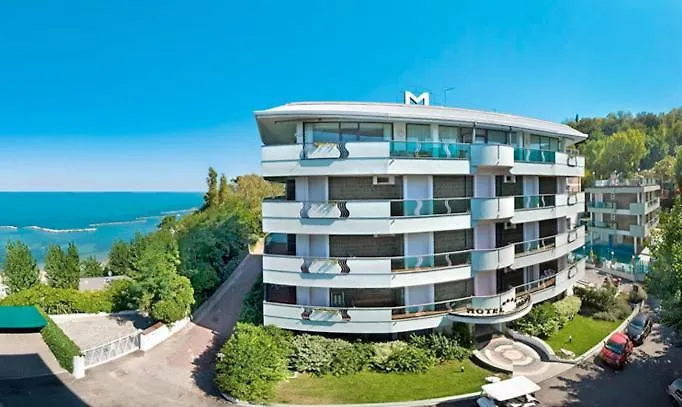 Hotel Majestic-1