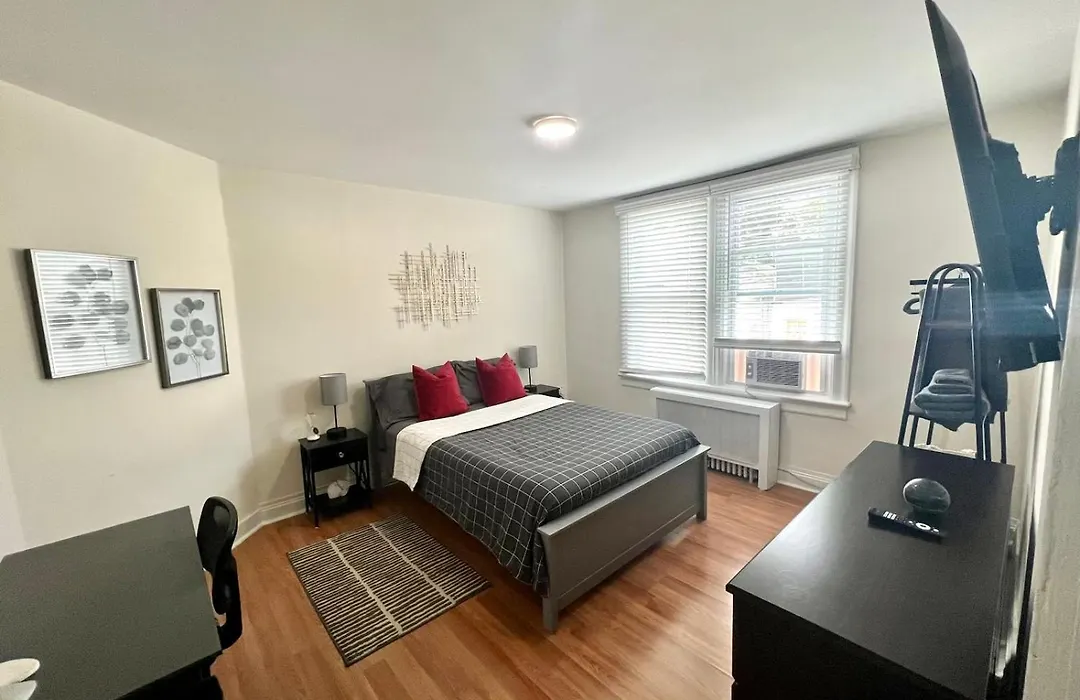 8-A Diamond In Yonkers, Ny-1