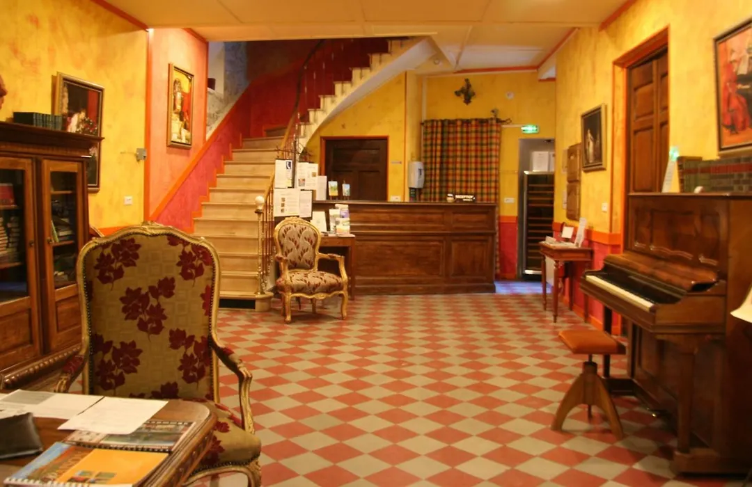 Les Arcades Le Lion D'or-1