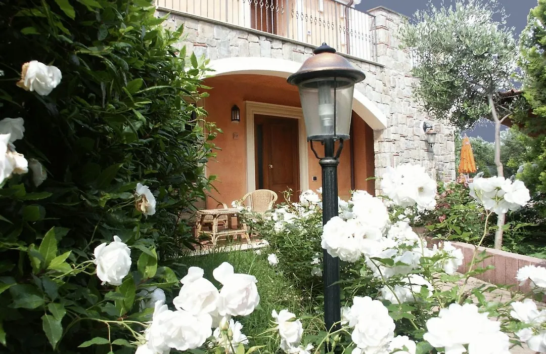 Residence Baia Infreschi-1