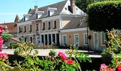 Relais Saint Louis, Logis-1